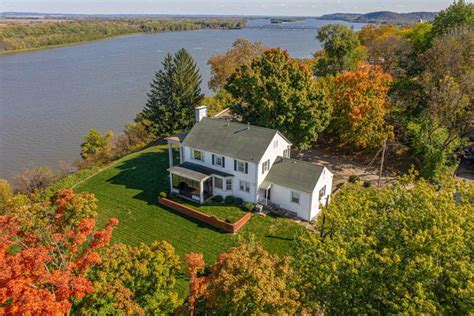 homes on the mississippi river for sale|More.